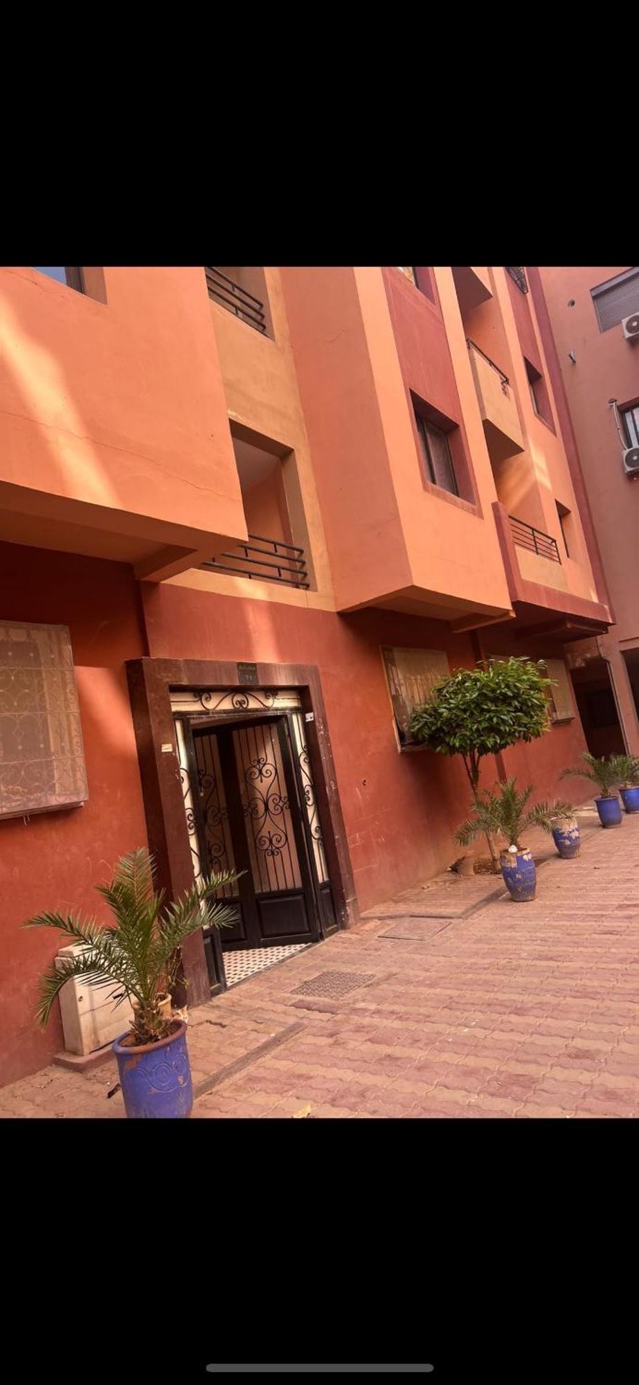Apartment Superbe Proche Centre Marrakech, Neuf Equipe